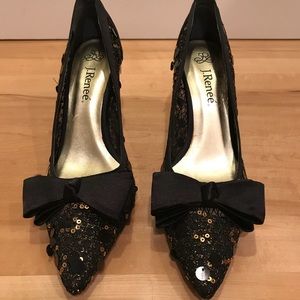 NWOT J. Renee Black and Gold Sequin Heels Size 7